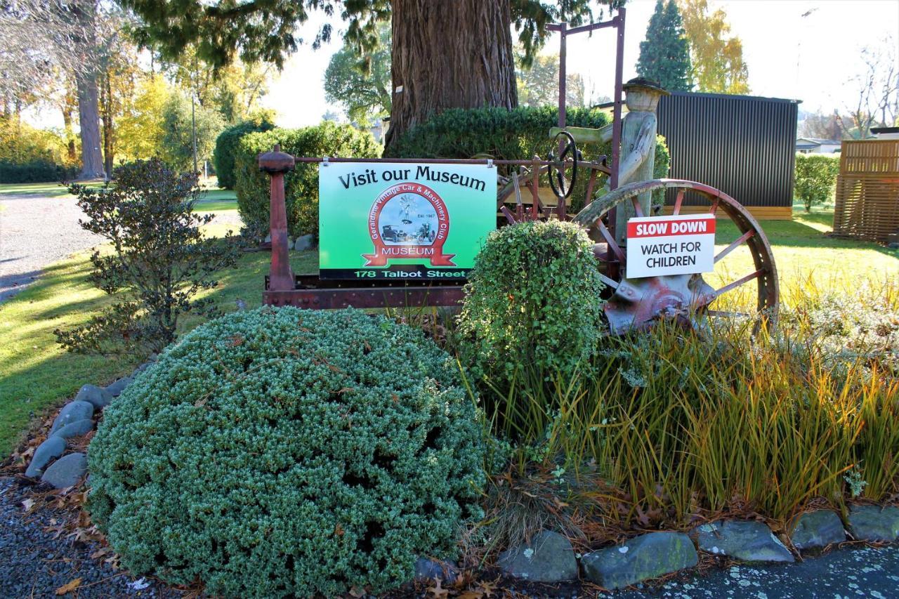 Geraldine Top 10 Holiday Park Exterior foto